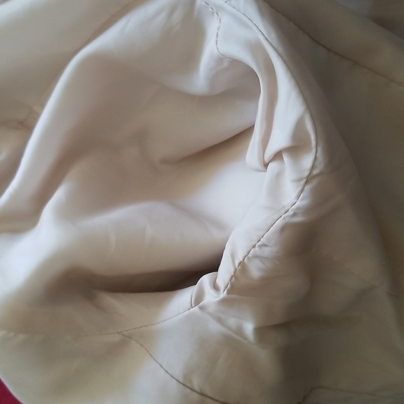 Laura Scott Jacket - Picture 9 of 10